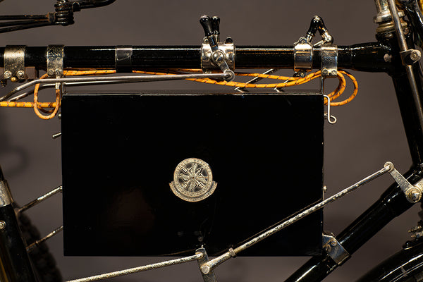 1900 De Dion-Bouton Tricycle