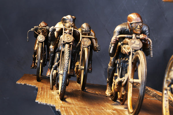 Neck And Neck With Death, Jeff Decker Bronze - Heroes Motorcycles